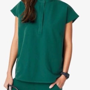 FIGS Women’s Hunter Green Scrub Top XXS